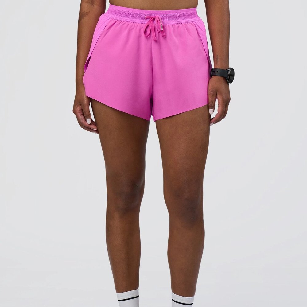 NWT LSKD high rise 3 inch Accelerate running short Ultra Fuchsia XS sold out
